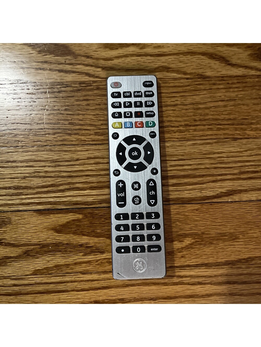 General Electric GE UM4 ECR03 Universal Remote Control Silver